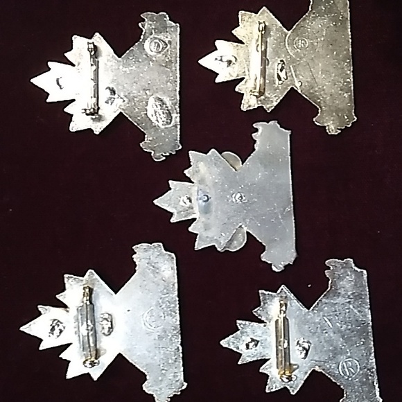 Rare Vintage Lions Club Pins, Dog, Deer, Loon, Voyager Canoe, Squirrel, Maple 🍁 - Picture 2 of 8